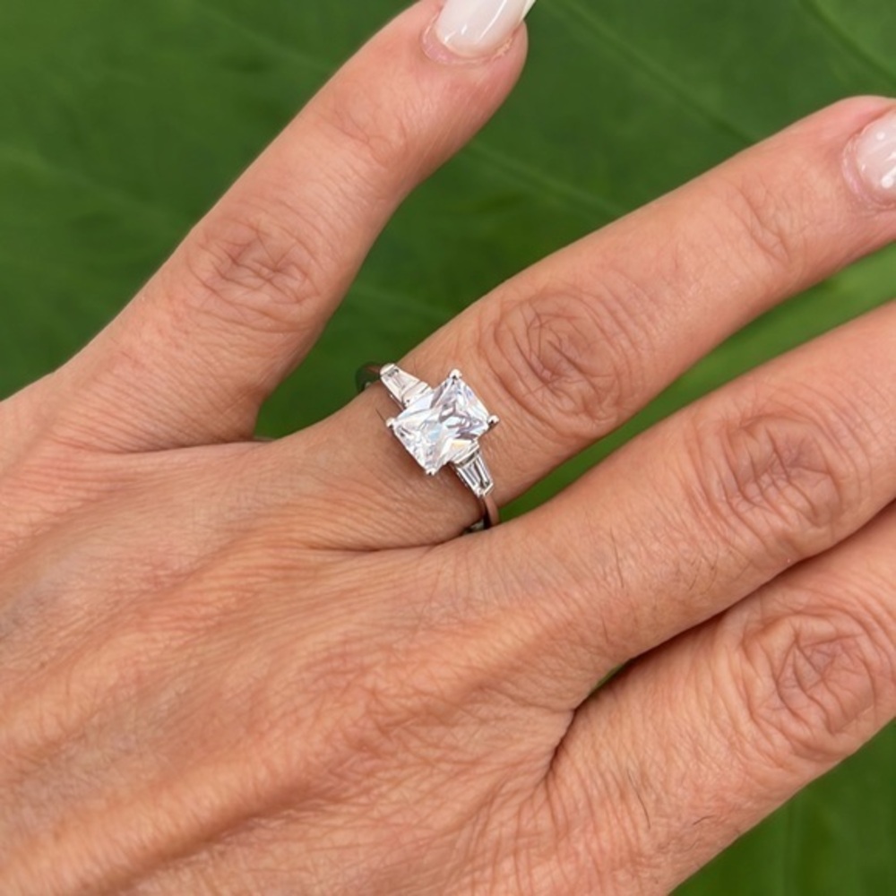 925 Sterling Silver 3 stone Emerald cut Engagement Ring size 9